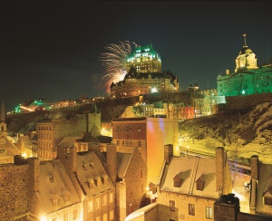 avondzicht op de oude stad en Chateau Frontenac | Quebec